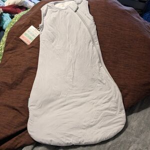 PurComfy Supersoft Sleep Sack 0.5 TOG, Premium Bamboo Viscose Sleeping Bag Thin